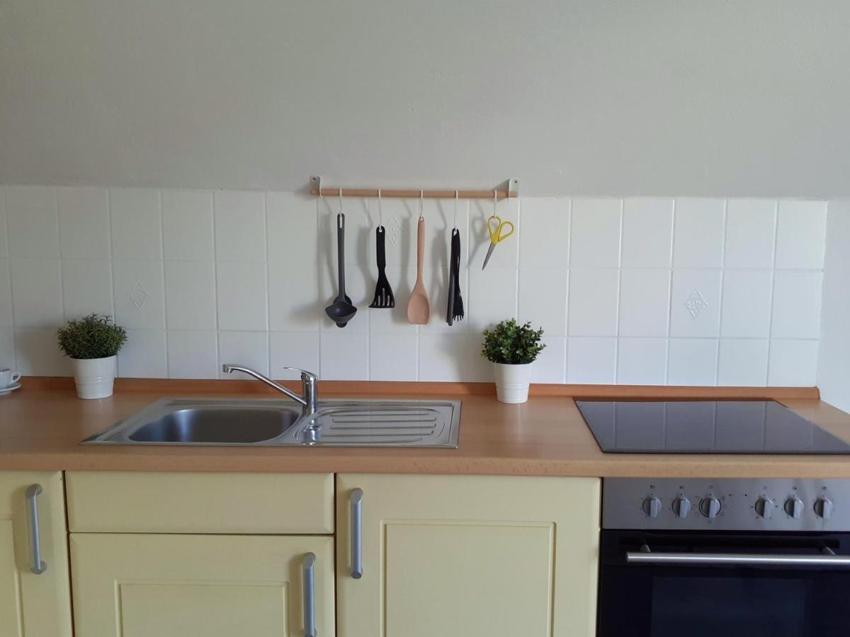 Eifelstern-Schoene Ferienwohnung Mit Balkon Kalenborn-Scheuern Exterior foto